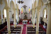 village de Janjevo Kosovo - intérieur de l'église catholique village de Janjevo Kosovo