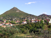 Zvecan paysage avec vue de la forteresse